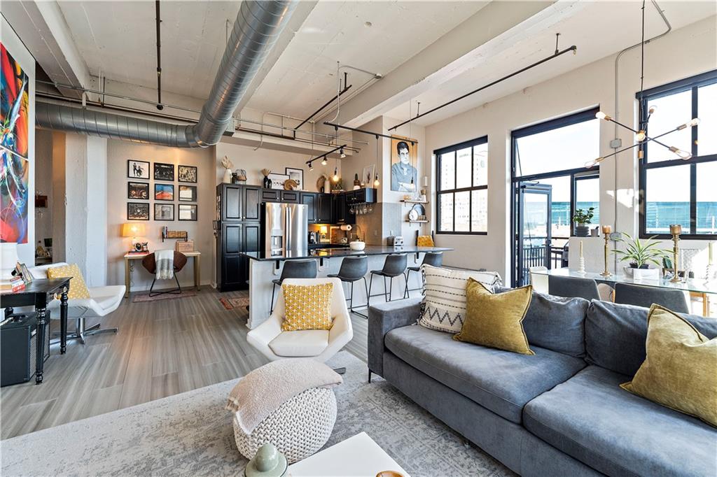1535 Walnut Street Unit: 504