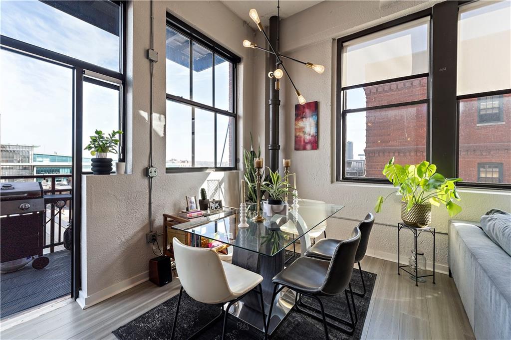 1535 Walnut Street Unit: 504
