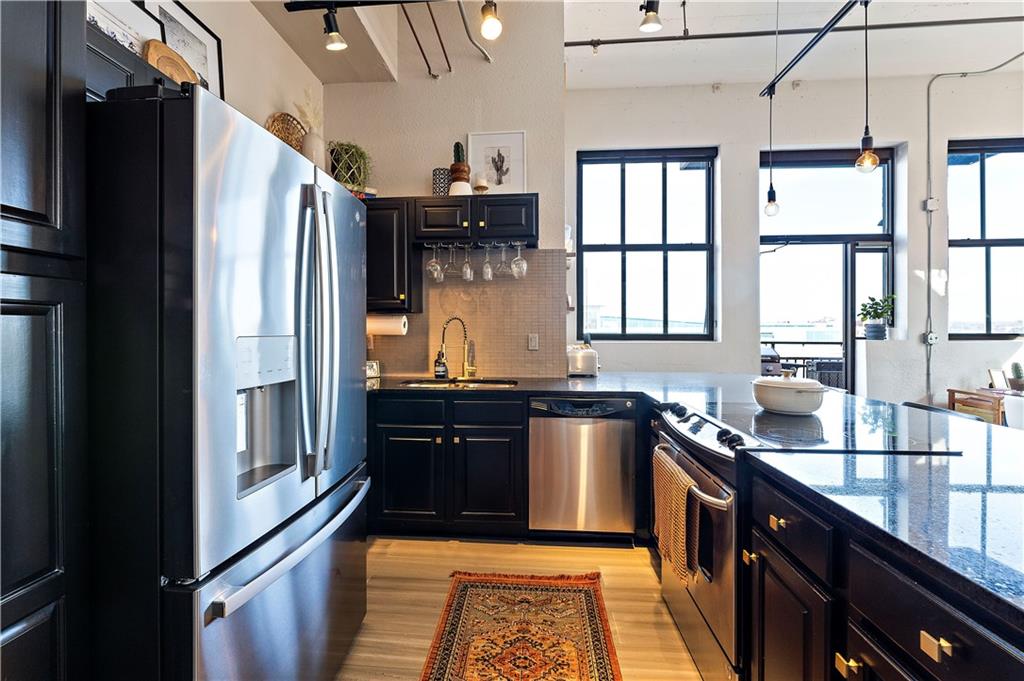 1535 Walnut Street Unit: 504