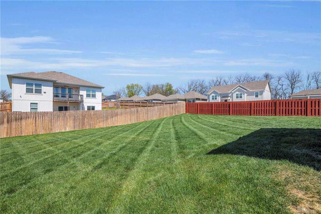 900 NW Lindenwood Drive