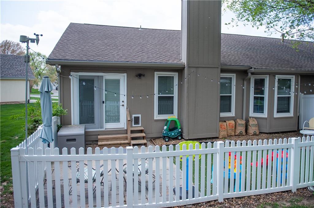 125 SE Ridgeview Drive