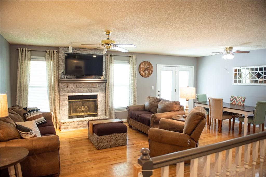 125 SE Ridgeview Drive