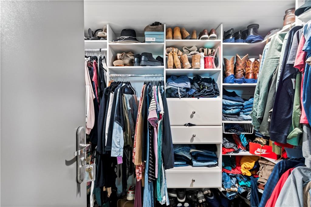 2363 Bainbridge Road