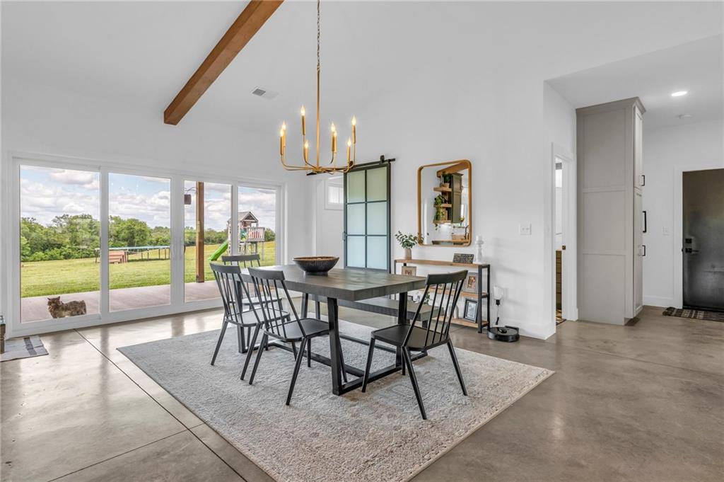 2363 Bainbridge Road