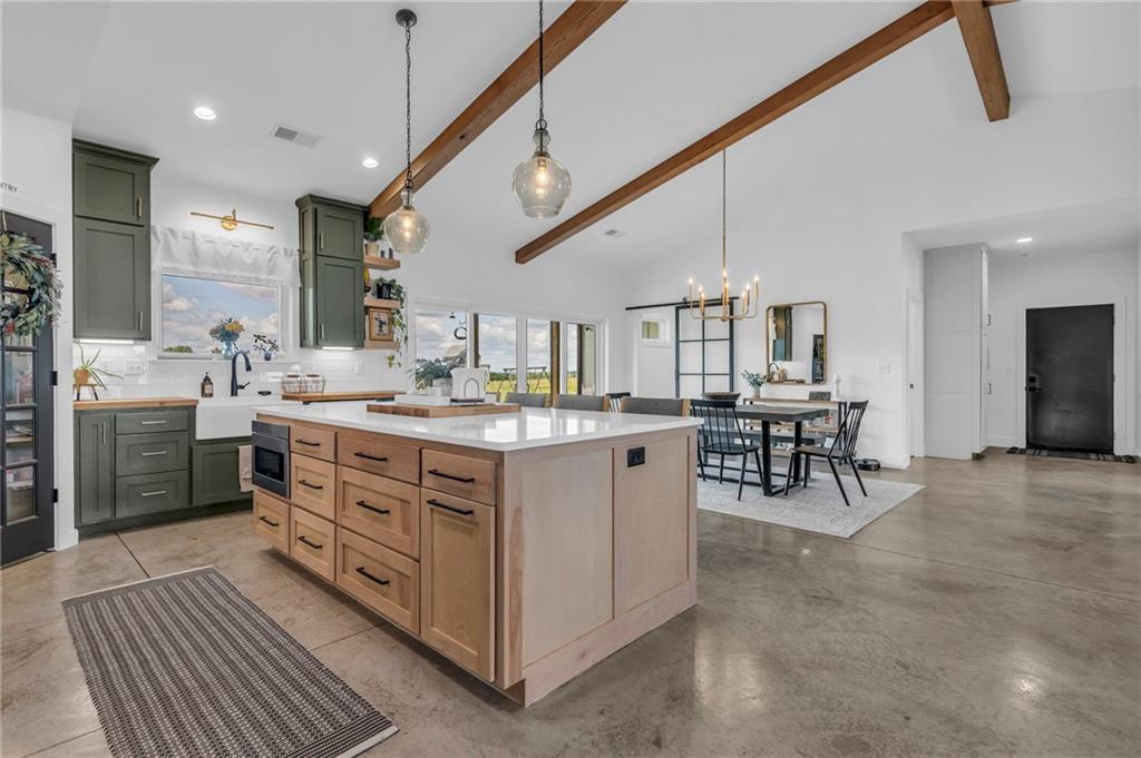 2363 Bainbridge Road