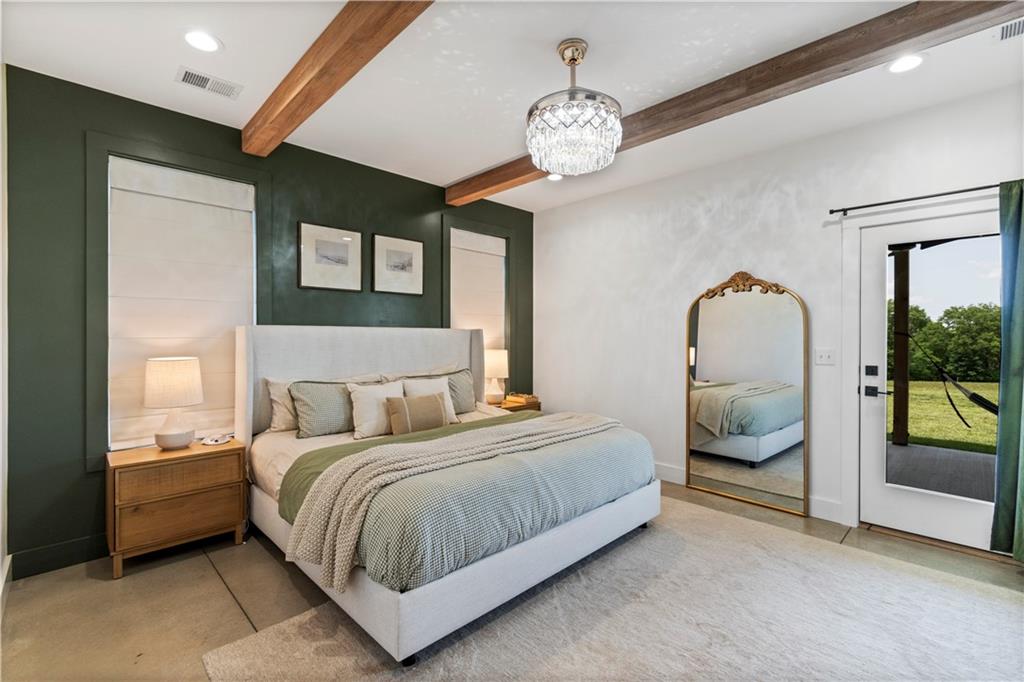 2363 Bainbridge Road