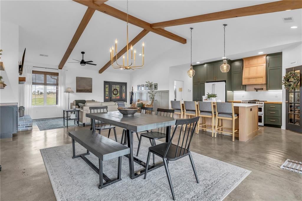 2363 Bainbridge Road