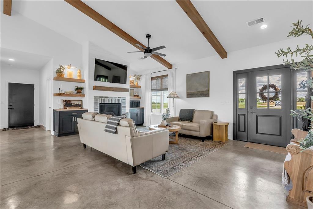 2363 Bainbridge Road