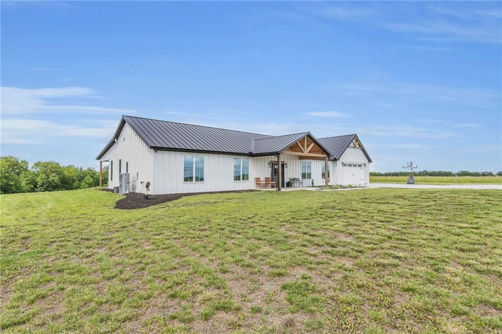 2363 Bainbridge Road