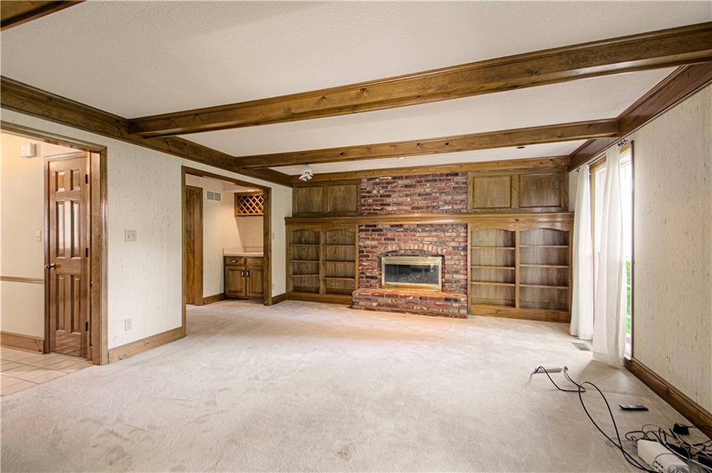 1309 SW Hidden Creek Court