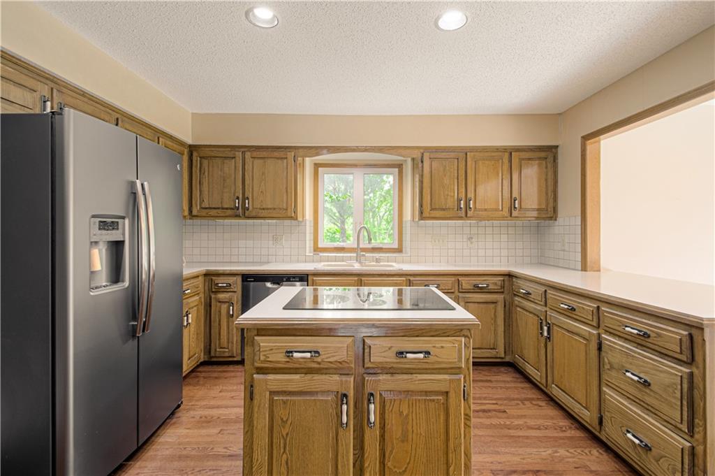 1309 SW Hidden Creek Court
