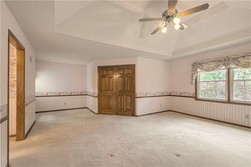 1309 SW Hidden Creek Court