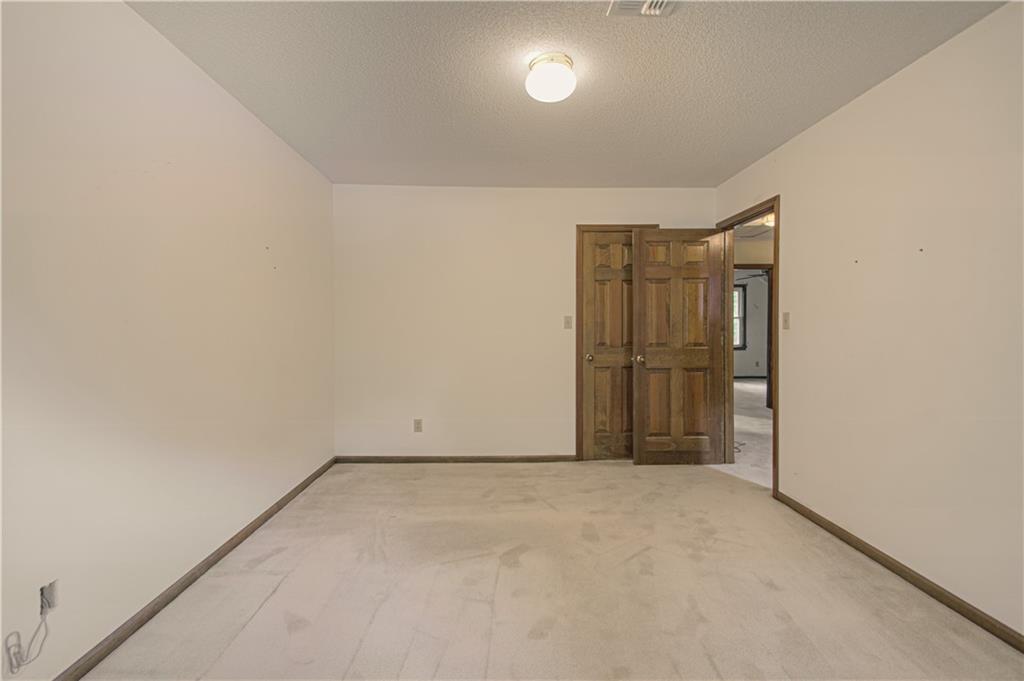 1309 SW Hidden Creek Court