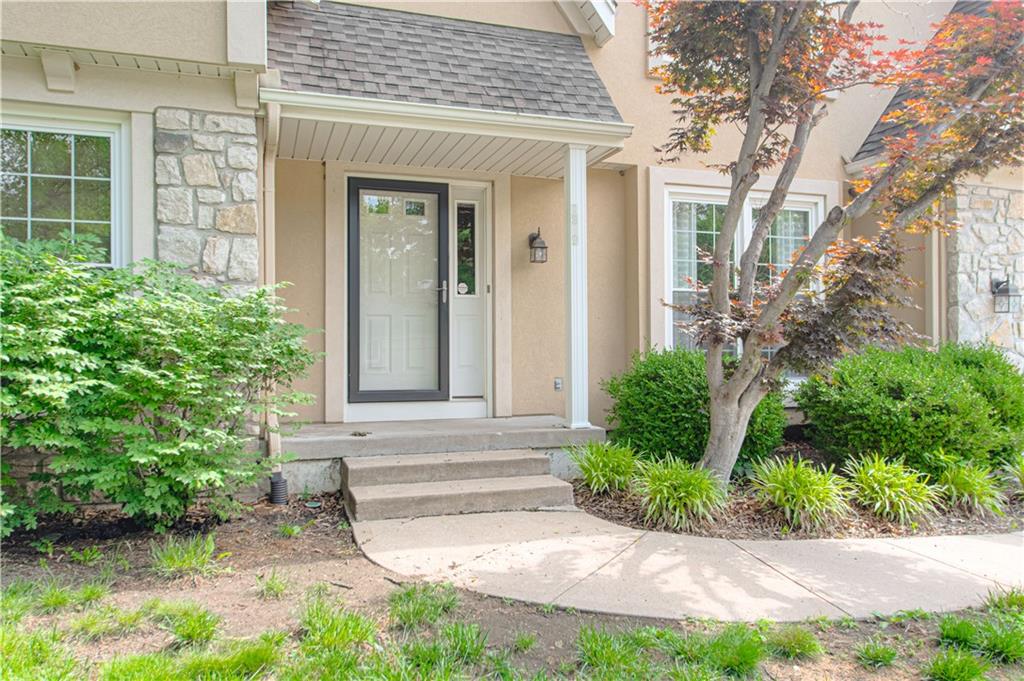 1309 SW Hidden Creek Court