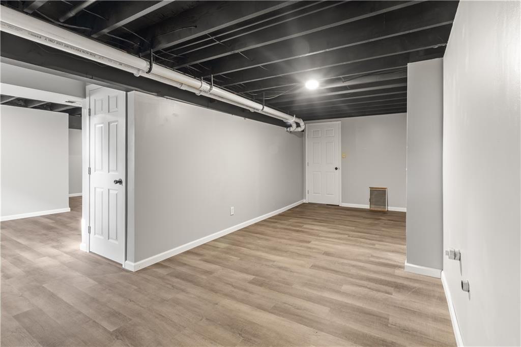 2101 NW Hidden Pointe Court