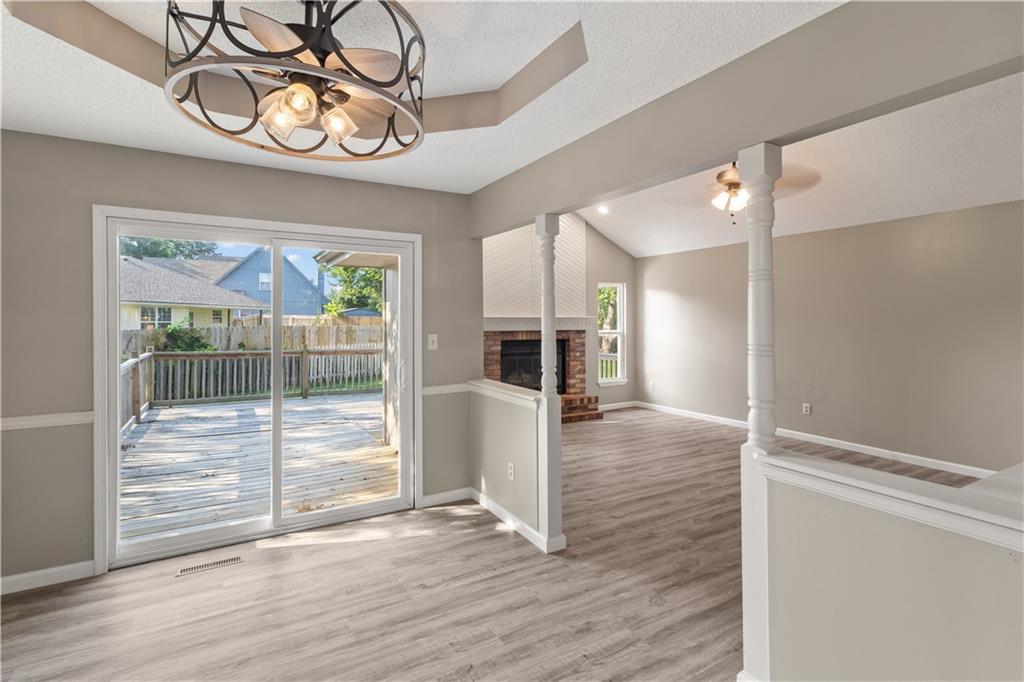 2101 NW Hidden Pointe Court