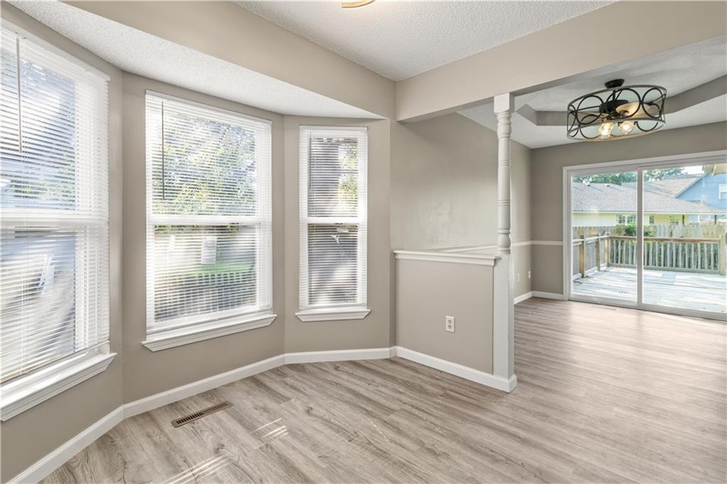 2101 NW Hidden Pointe Court