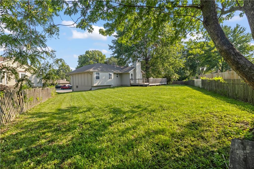 2101 NW Hidden Pointe Court