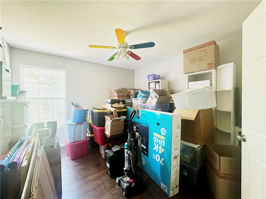 1405 Matthes Lane