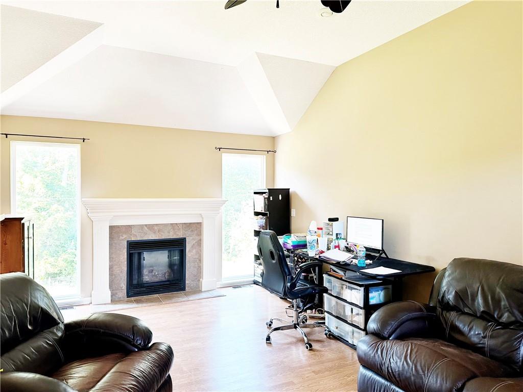 1405 Matthes Lane