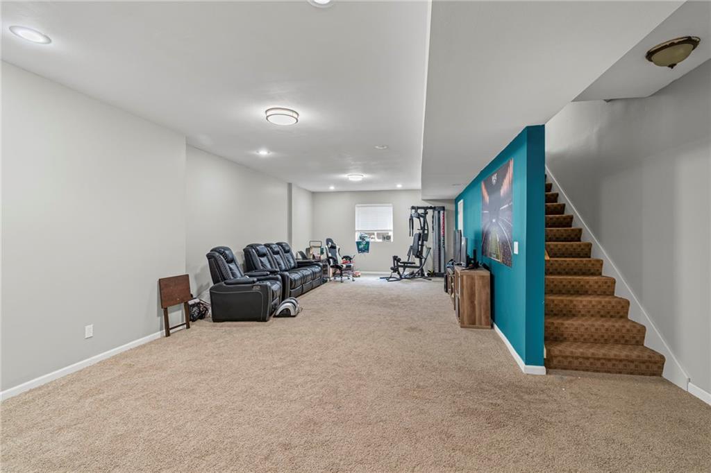 1313 NE ERNEST Way