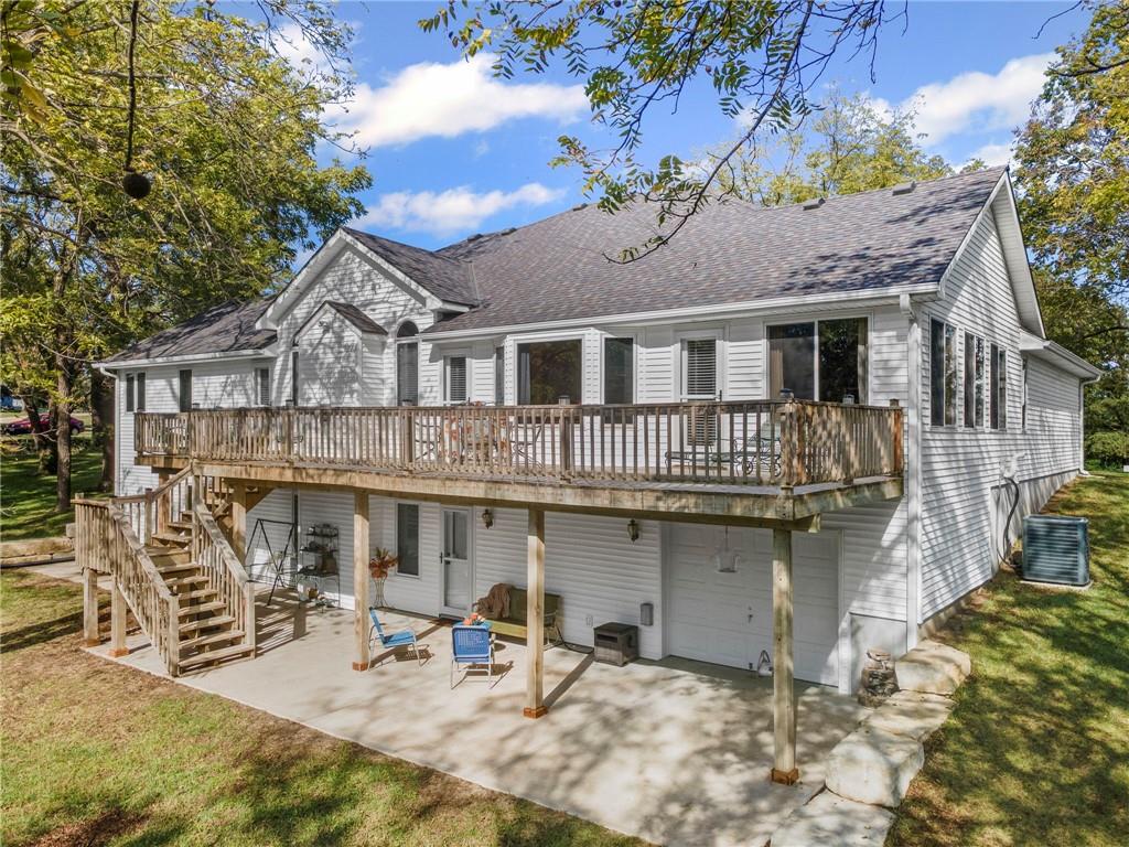 1807 Mystery Hill Drive