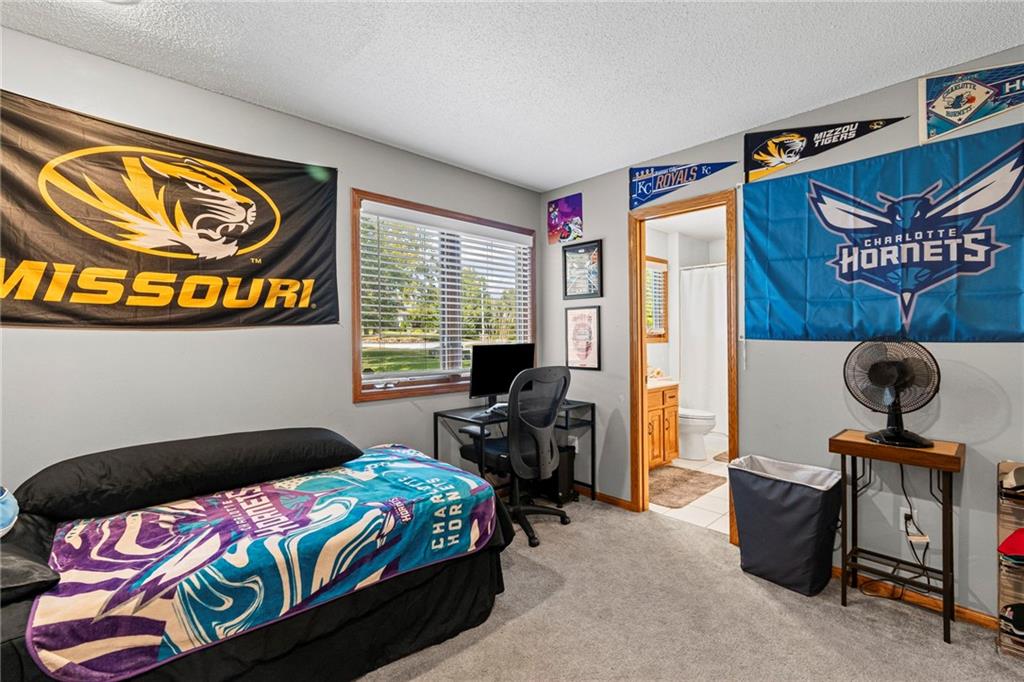 1807 Mystery Hill Drive