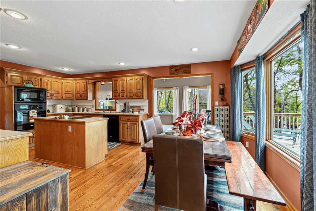 1807 Mystery Hill Drive