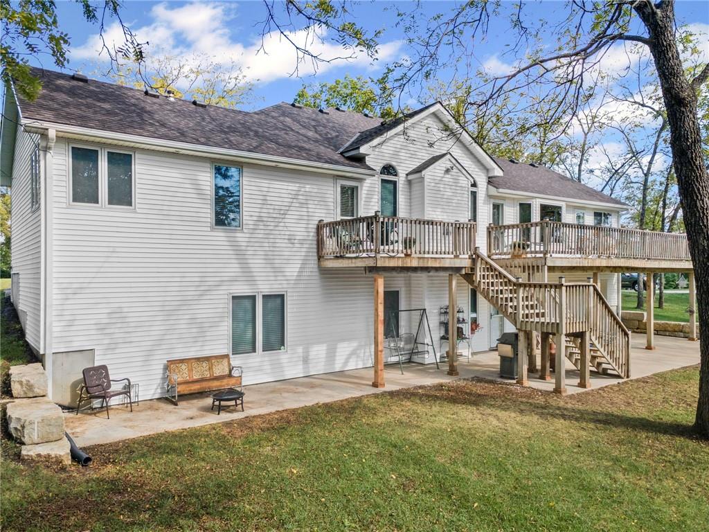 1807 Mystery Hill Drive