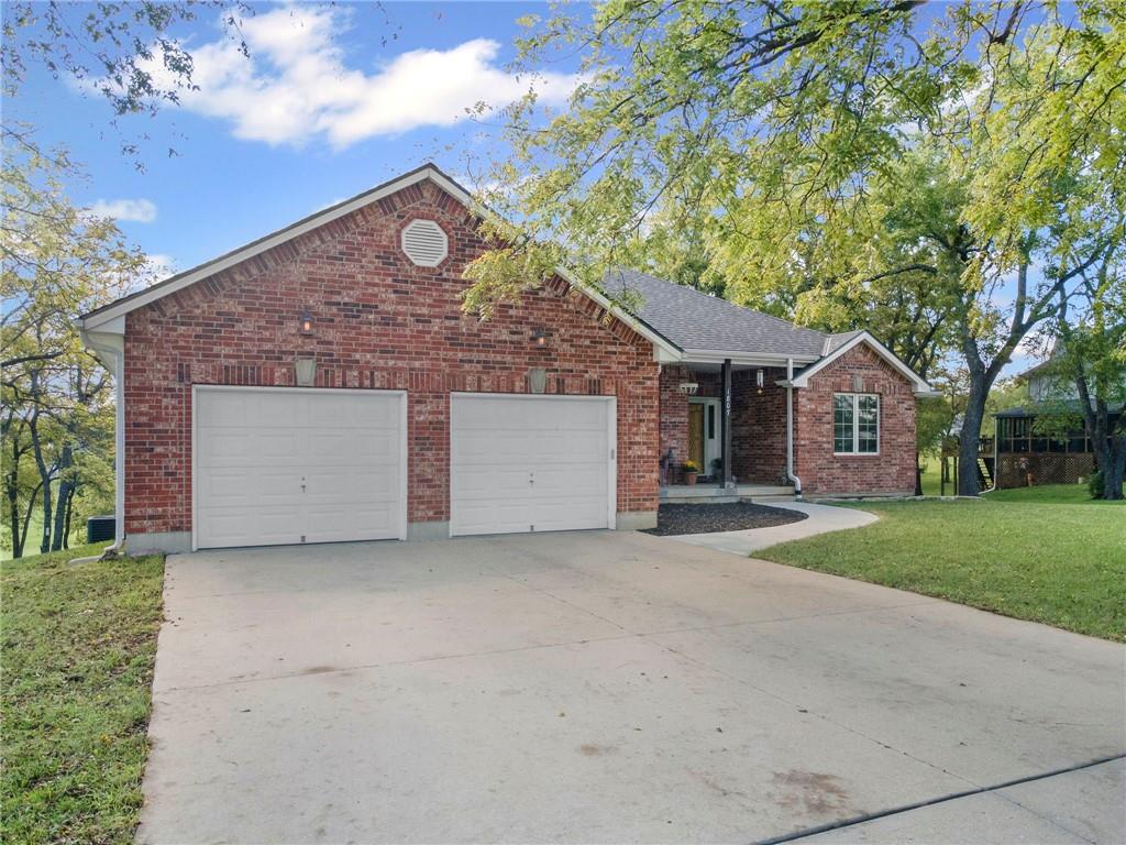 1807 Mystery Hill Drive