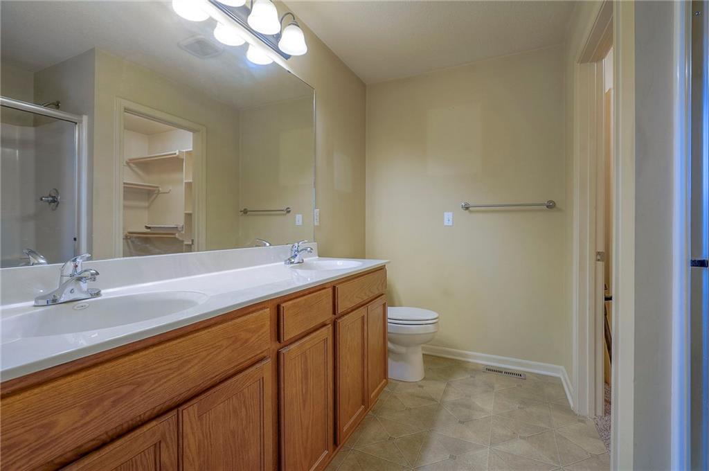 1069 SW Arborway Drive
