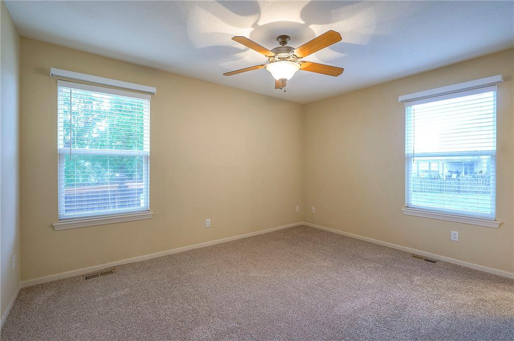 1069 SW Arborway Drive