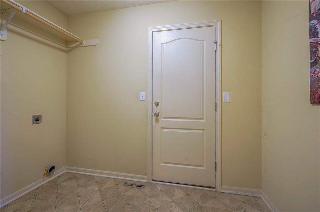 1069 SW Arborway Drive