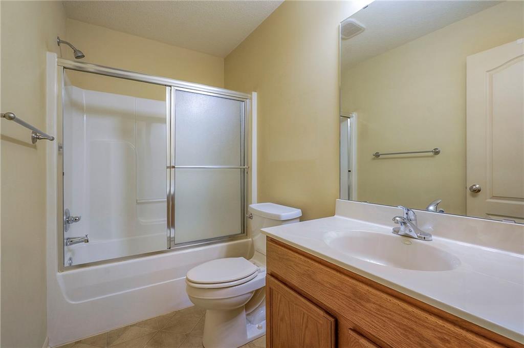 1069 SW Arborway Drive