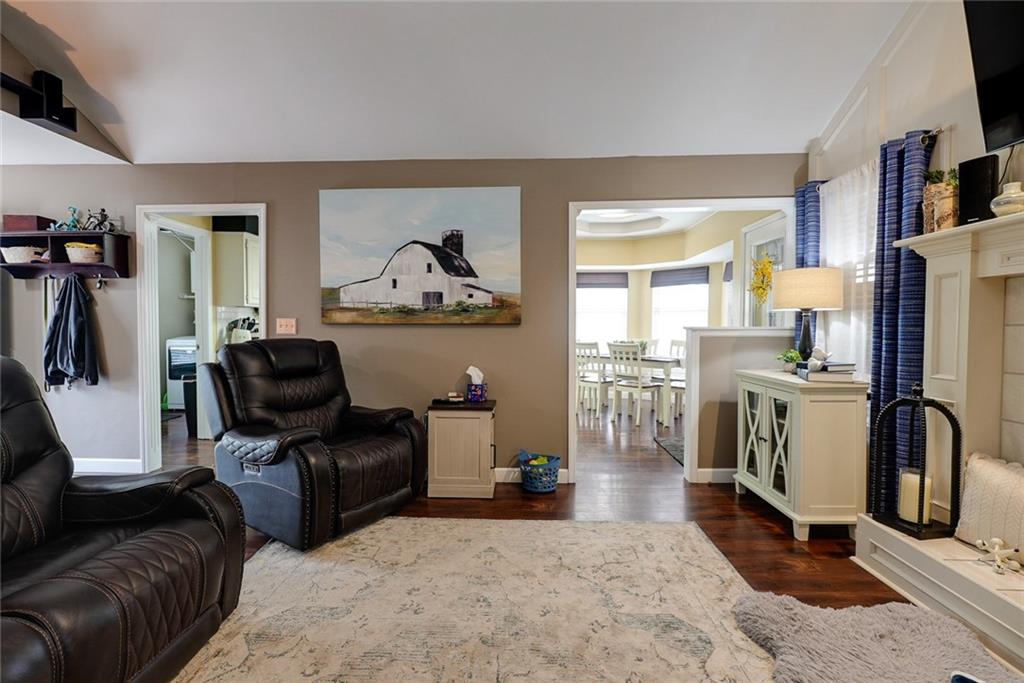 2417 NE Quail Walk Trail