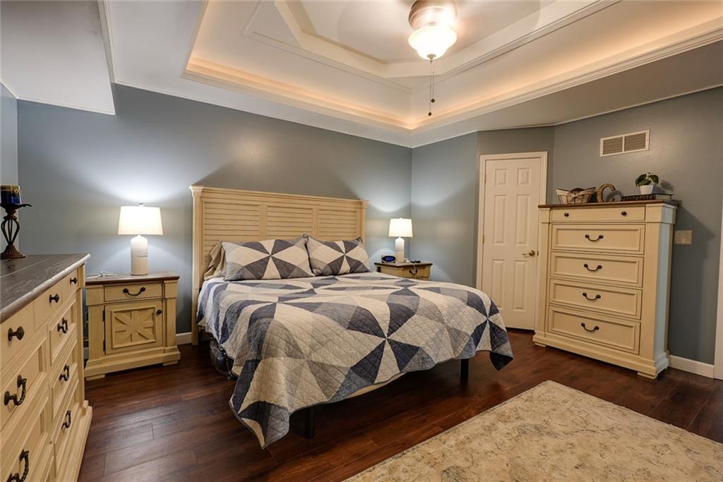 2417 NE Quail Walk Trail