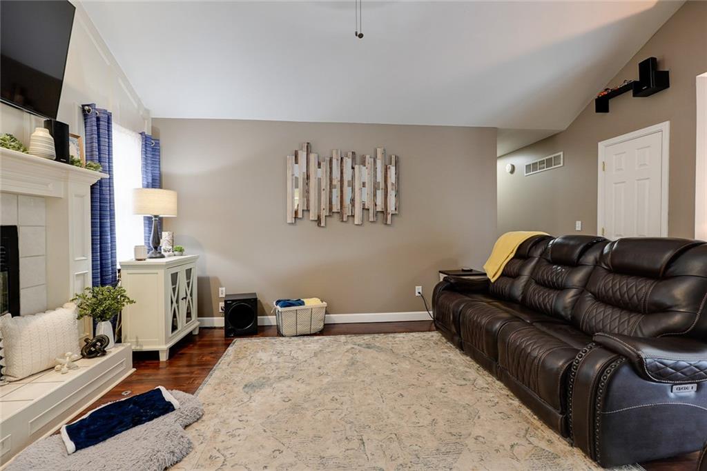 2417 NE Quail Walk Trail