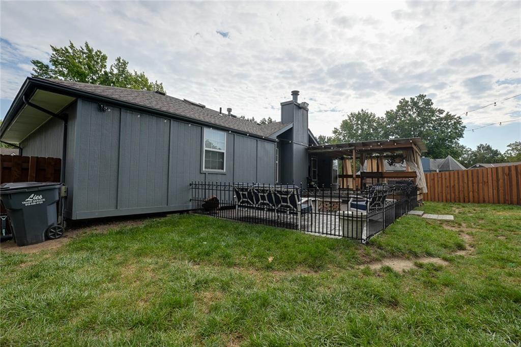 2417 NE Quail Walk Trail