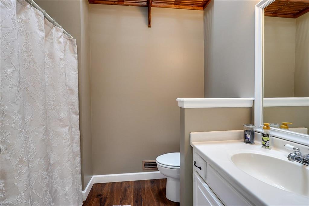 2417 NE Quail Walk Trail