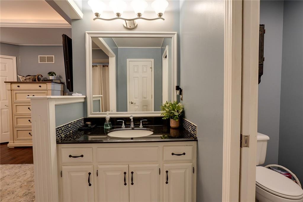 2417 NE Quail Walk Trail