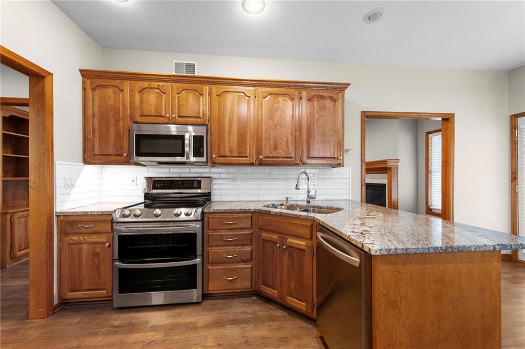 1123 SW Hoke Drive