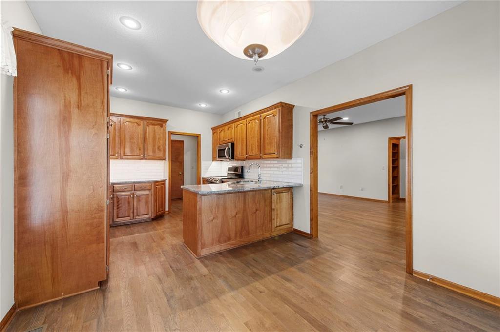 1123 SW Hoke Drive