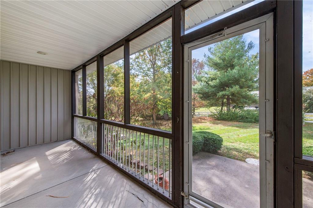 1123 SW Hoke Drive