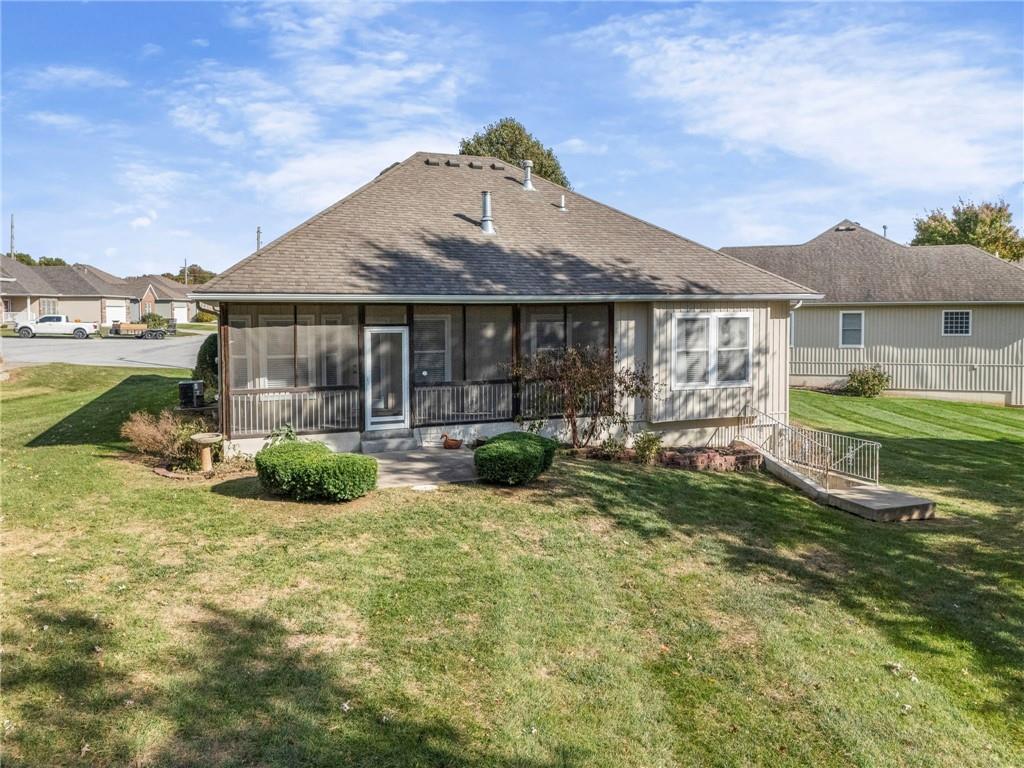 1123 SW Hoke Drive
