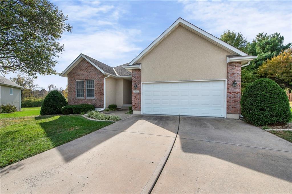 1123 SW Hoke Drive