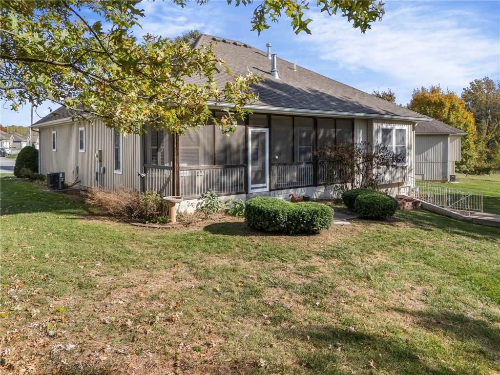 1123 SW Hoke Drive