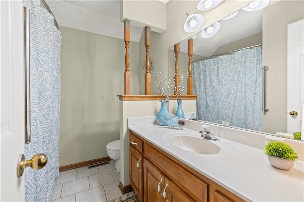 1103 SW Stonecreek Drive