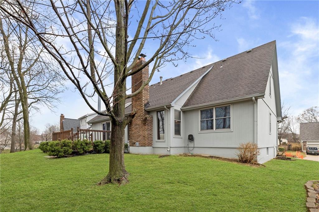 1103 SW Stonecreek Drive