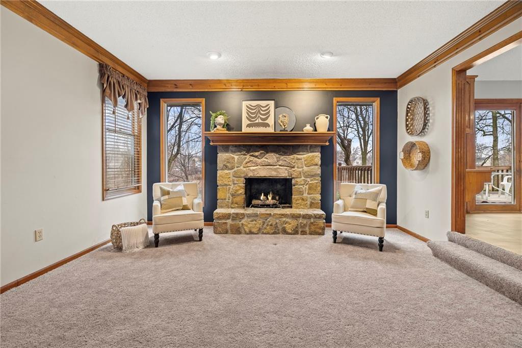 1103 SW Stonecreek Drive