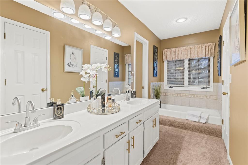 1103 SW Stonecreek Drive